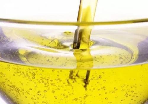 是什么影響了雞油等油脂的質量？